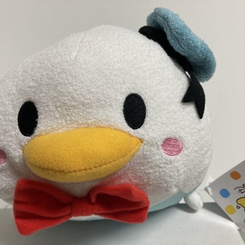 Disney Store “Donald Duck” 11” Medium Tsum Tsum - NEW with Original Tags